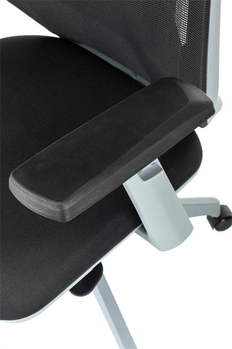 Кресло эргономичное Бюрократ MC-G611NL-H черный Elastic-102 с подголов. крестов.4-луч. пластик пласт MC-G611NL-H/B/NEO-B